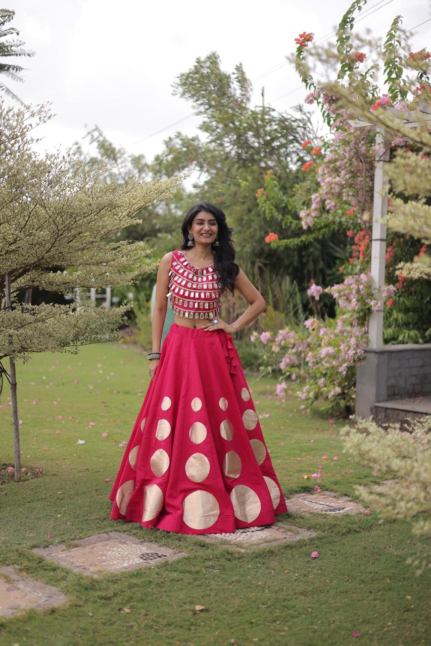 NAVRATRI LEHENGA CHOLI SET