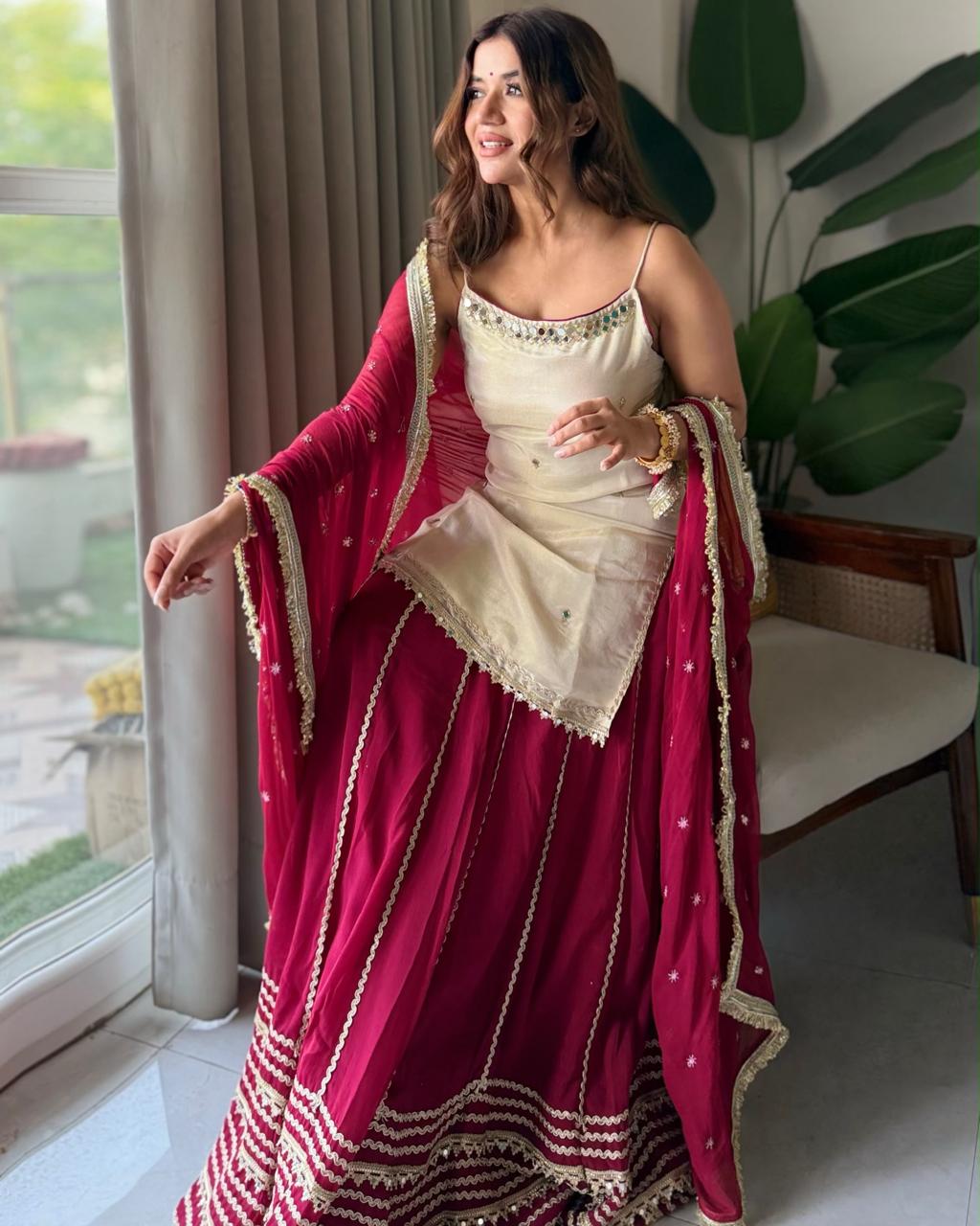 Women’s Ethnic Wear