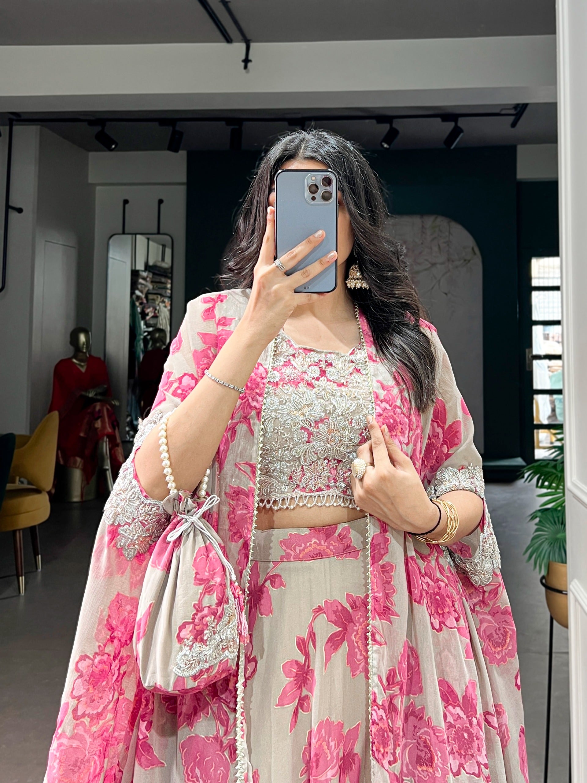 Lehenga blouse with dupatta batwa