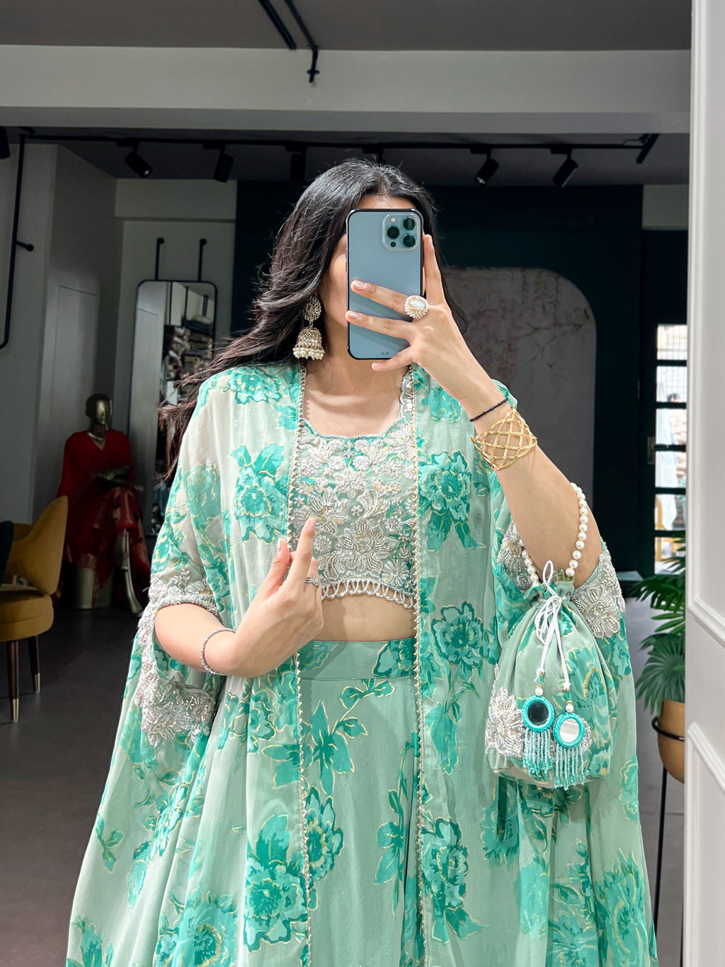 Lehenga blouse with dupatta batwa